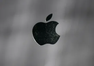ဒေါ်လာဘီလျံ ၂၅၀ ရှုံးသွားတဲ့ Apple
